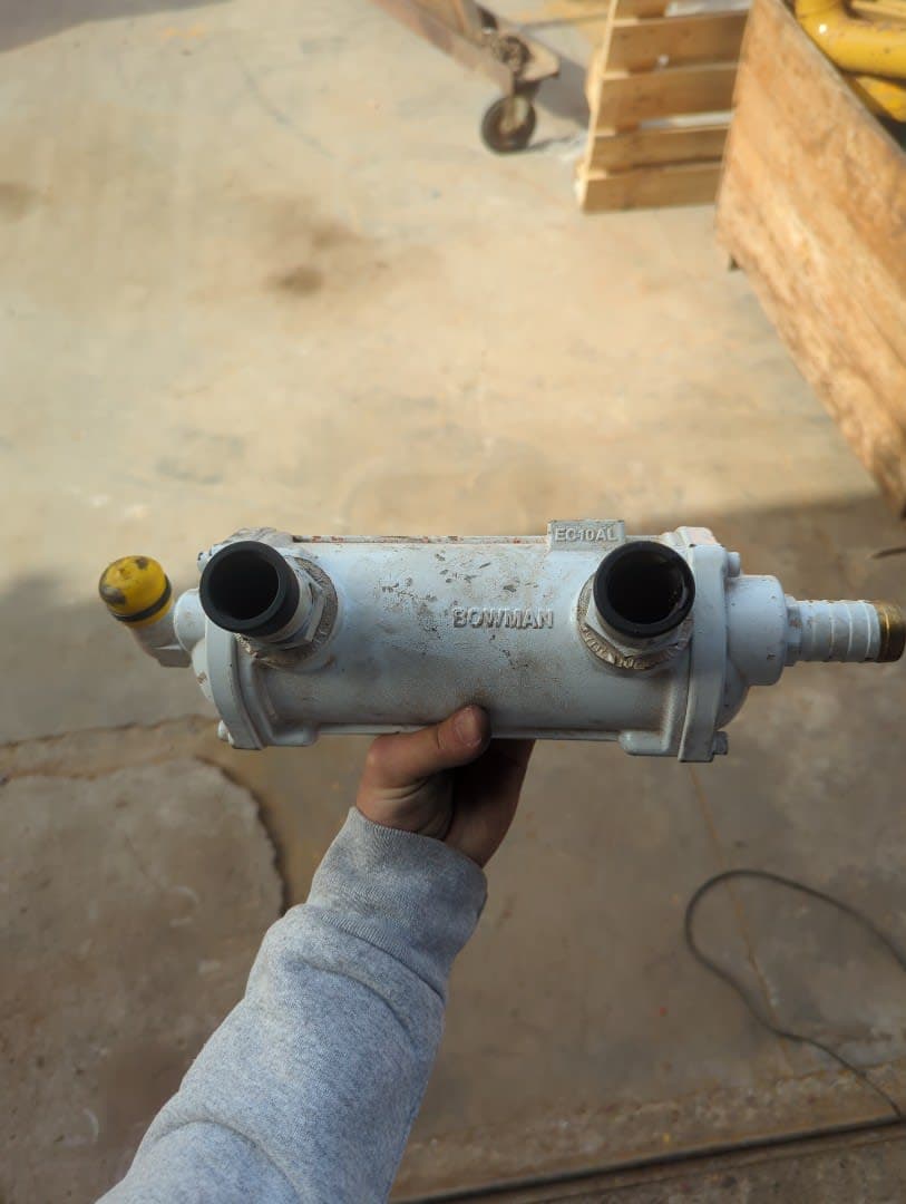 Refroidisseur d’huile hydraulique Bowman EC10AL